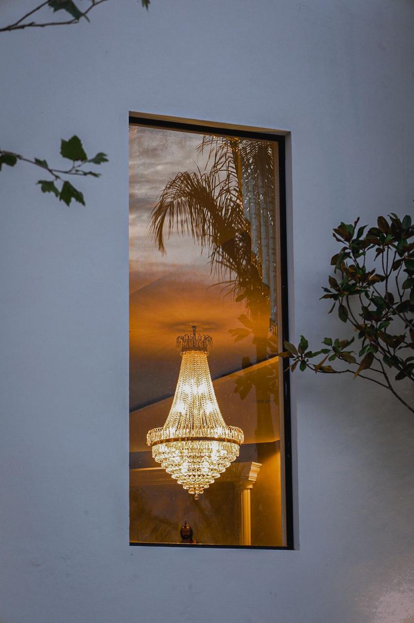 Imagen del area de bar del salon de eventos