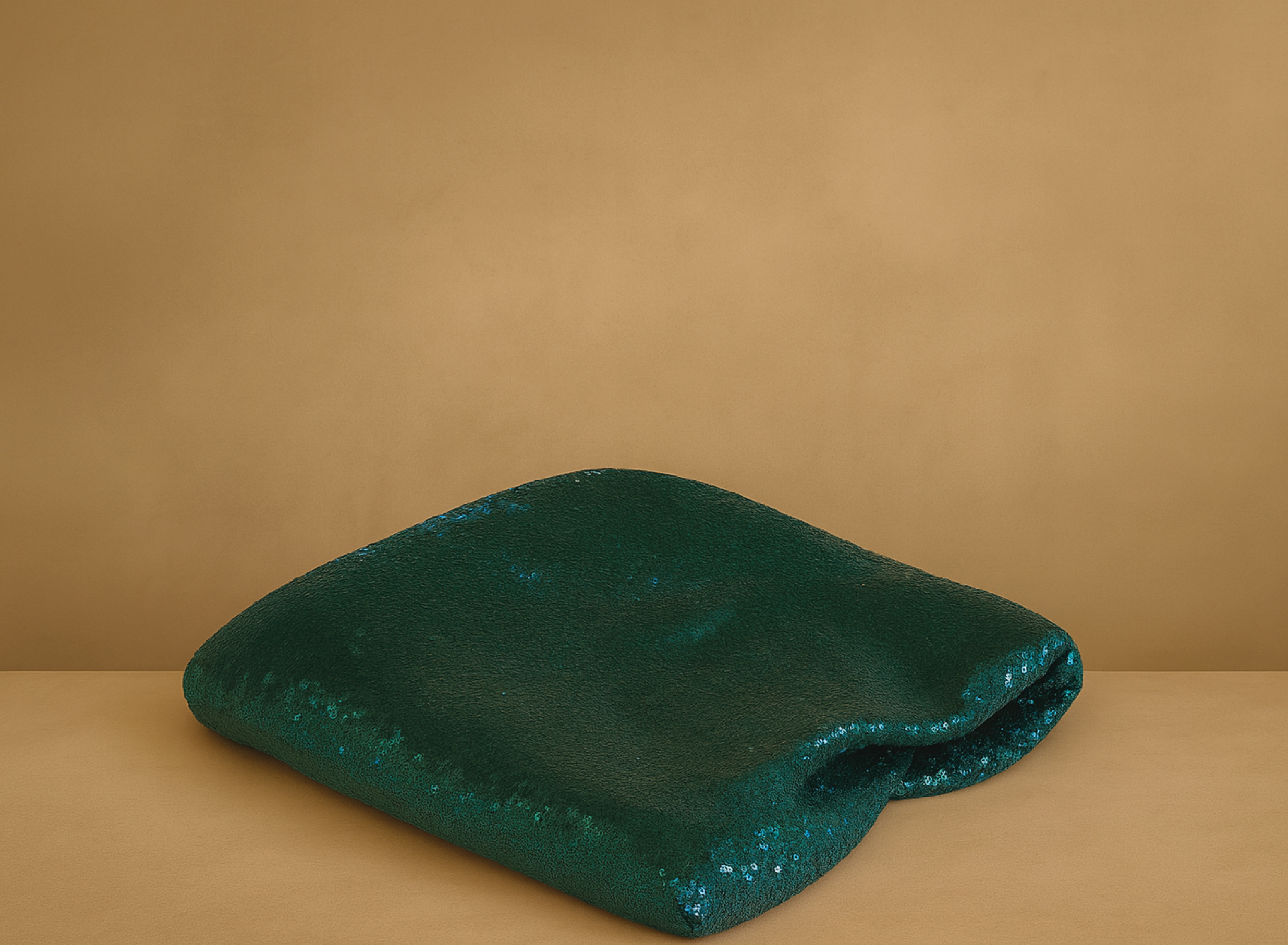 Imagen principal del producto Mantel Esmeralda Glam.